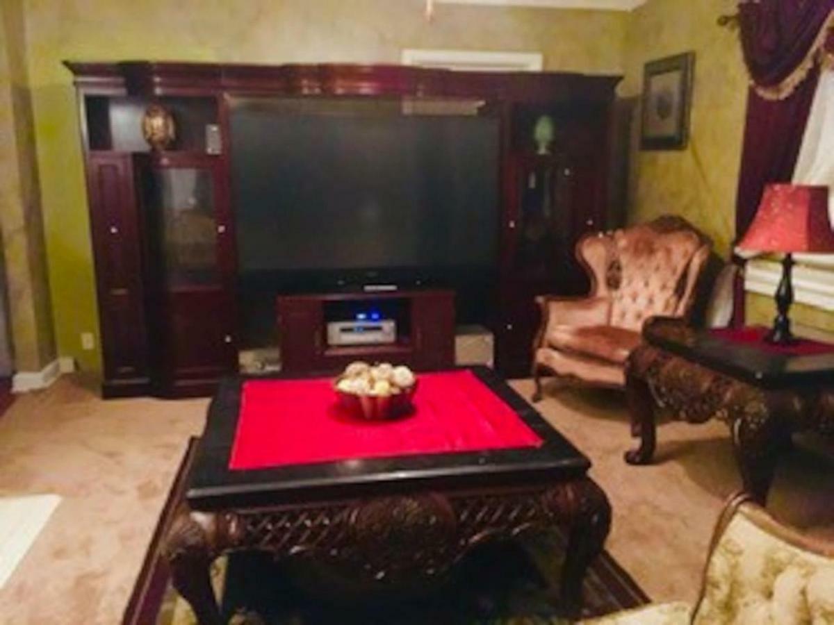 Best Deal In Town! Entire 1 Bedroom Apartment 59 مونتغومري المظهر الخارجي الصورة